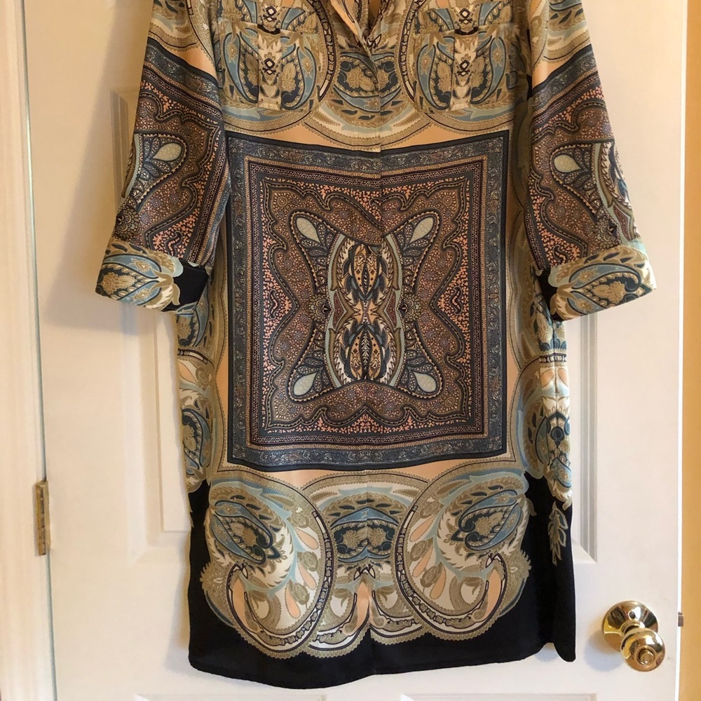 Dress - Picture 2 of 5